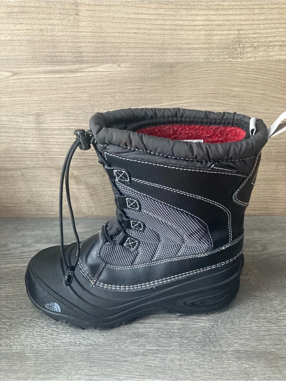 The North Face Snow Boots Thermal Felt Lined Size 5 Youth